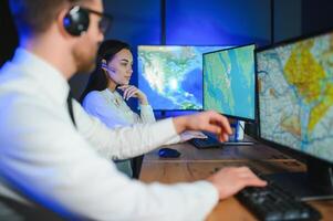 verzending ondersteuning centra voor vracht vervoer. logistiek en navigatie van lading levering foto