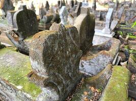 oude graven Aan de Indonesisch eiland van Java foto