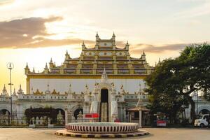 atumashi klooster in mandala, Myanmar Birma foto