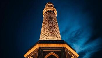 ai gegenereerd majestueus minaret verlicht oude moskee, symboliseert geestelijkheid en cultureel geschiedenis gegenereerd door ai foto