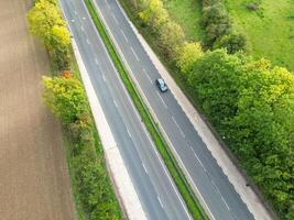 hoog hoek visie van Brits platteland landschap Bij hapering stad van Engeland uk foto