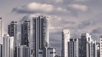 bewolkt avond over- de horizon van tatoeage, sao paulus, Brazilië. foto