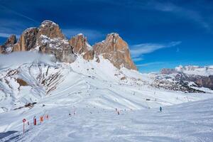 ski toevlucht in dolomieten, Italië foto