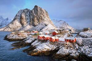 hamnoy visvangst dorp Aan lofoten eilanden, Noorwegen foto