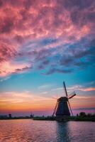 windmolens Bij kinderdijk in Holland. Nederland foto