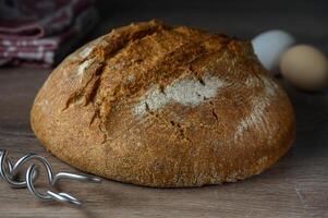 heerlijk eigengemaakt vers gebakken zemelen brood 10 foto