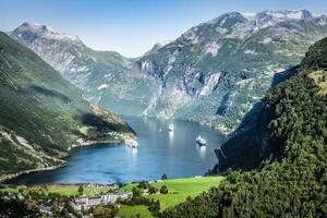 geiranger fjord panoramisch uitzicht, Noorwegen foto