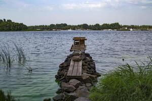 wijnoogst visser plaats Bij de rivier. foto