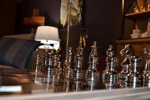 mooi schaak in een luxe interieur. foto