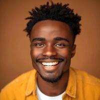 ai gegenereerd portret van een gelukkig zwart Mens Aan gekleurde achtergrond foto