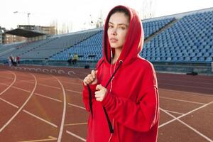 portret van een mooi Kaukasisch meisje atleet foto