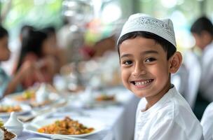 ai gegenereerd familie hebben lunch samen gedurende Ramadan foto