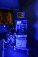 longen ventilatie uitrusting in ziekenhuis operatie kamer. besparing leeft. foto