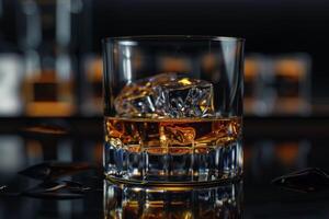 ai gegenereerd whisky glas met ijs presentatie van alcohol, drank, drankje, Scotch, bourbon, netjes en rotsen in een bar instelling foto
