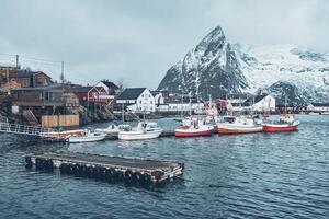 hamnoy visvangst dorp Aan lofoten eilanden, Noorwegen foto