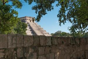 kukulkan tempel in chichen itza, Mexico foto