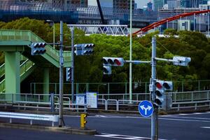 een stad kruispunt in tokyo lang schot foto