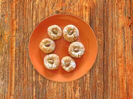 koekjes op de houten achtergrond foto