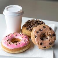 ai gegenereerd Daar is een karton koffie kop en drie donuts Aan de tafel foto