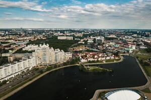 panoramisch visie van de historisch centrum van minsk.oud stad- in de centrum van Minsk, Wit-Rusland foto