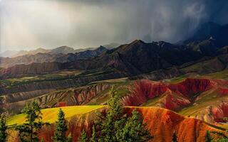 verbazingwekkend landschap van China bergen en blauw lucht achtergrond in zonsondergang. zhangye danxia nationaal geopark, Gansu, China. kleurrijk landschap, regenboog heuvels, ongebruikelijk gekleurde rotsen, zandsteen erosie foto