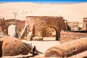 de huizen van planeet tatoeage - ster oorlogen film set, nefta tunesië. foto