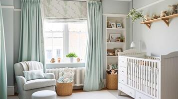 baby kamer decor en interieur ontwerp inspiratie in de Engels platteland stijl huisje foto
