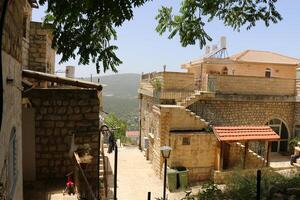 06 30 2023 veiliggesteld Israël. oude stad van veiliggesteld, stad van kabbalisten en artiesten foto