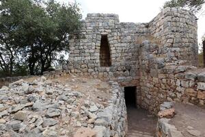 02 12 2024 Haifa Israël. jaja is de ruïnes van een kruisvaarder en Ottomaanse tijdperk vesting in western Galilea, Israël. foto