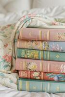 klassiek hardcover boeken met mooi pastel covers foto