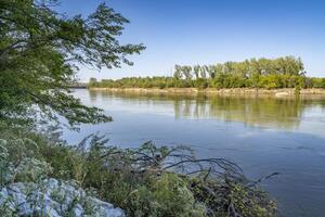 Missouri rivier- net zo gezien van stoomboot spoor spoor in de buurt bruinville, Nebraska foto