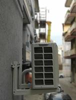 airconditioner extern opgehangen foto