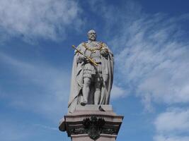 koning edward vii standbeeld in aberdeen foto
