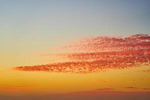 kleurrijk zonsopkomst Aan de kust van oma canaria foto