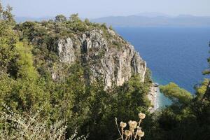 Aan de weg van dalyan naar bijten, mooi landschap in kalkoen foto