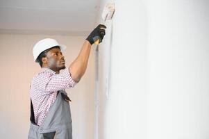 Afro-Amerikaans decorateur schilderij licht muur foto