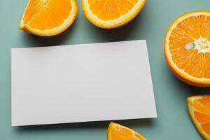 wit papier mockup verlevendigd door de pittig aura van vers sinaasappelen, bouwen een zichtbaar symfonie van culinaire weelde en gezond ontwerp foto