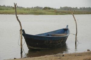 visvangst boot in Benin foto