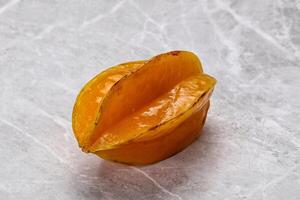 tropisch zoet heerlijk fruit - carambola foto