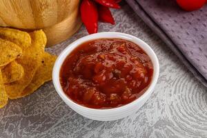 pittig Mexicaans saus salsa dip foto