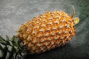 vers rijp zoet sappig ananas foto