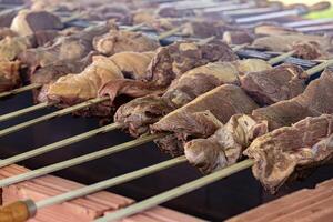 vlees Bij braziliaans barbecue evenement foto