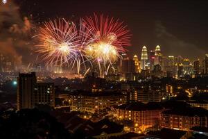 feestelijk vuurwerk in de nacht lucht Bij een viering evenement in eer van een verjaardag of nieuw jaar foto