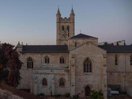 Jeruzalem, st. George's anglicaans kathedraal in de vroeg ochtend. hoog kwaliteit foto