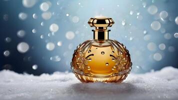 luxe parfum fles in de sneeuw foto