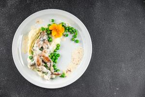 kikker poten voedsel Frans keuken tweede Cursus verschrompeld Koken voorafje maaltijd voedsel tussendoortje Aan de tafel kopiëren ruimte voedsel achtergrond foto