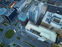 mooi antenne visie van Sheffield stad centrum Bij alleen maar na zonsondergang. Engeland Verenigde koninkrijk. april 29e, 2024 foto