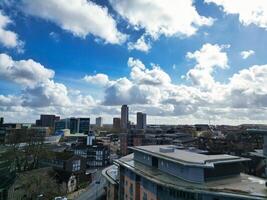 antenne visie van gebouwen Bij stad centrum en downtown van Coventry stad van Engeland Verenigde koninkrijk. maart 30e, 2024 foto