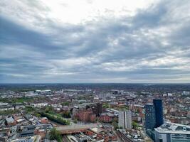 antenne visie van gebouwen Bij centraal Leicester stad van Engeland Verenigde koninkrijk. april 4e, 2024 foto