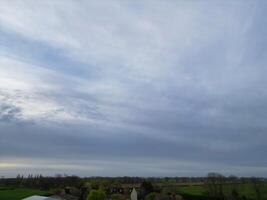 antenne visie van meest mooi platteland dorp in de buurt rugby stad van Engeland uk. april 8e, 2024 foto